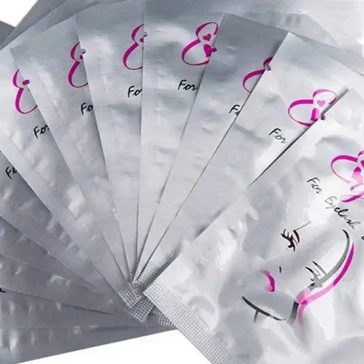 100 pairs of eye patches designed for girls, featuring a soft, hypoallergenic material for a comfortable lash extension application and easy removal.